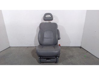 Recambio de asiento delantero derecho para chrysler voyager iv (rg, rs) 2.8 crd referencia OEM IAM UD741D5AA UD741D5AA 