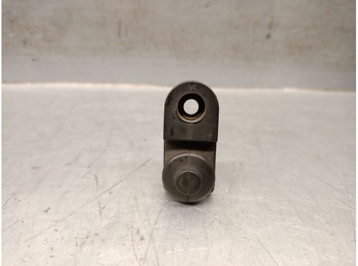 Recambio de interruptor para ssangyong rodius ii 2.0 xdi referencia OEM IAM 8573008000 8573008000 