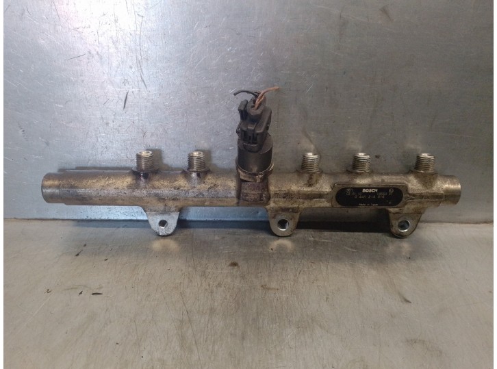 Recambio de rampa inyectora para alfa romeo 156 1.9 jtd cat referencia OEM IAM 0445214016 0445214016 BOSCH