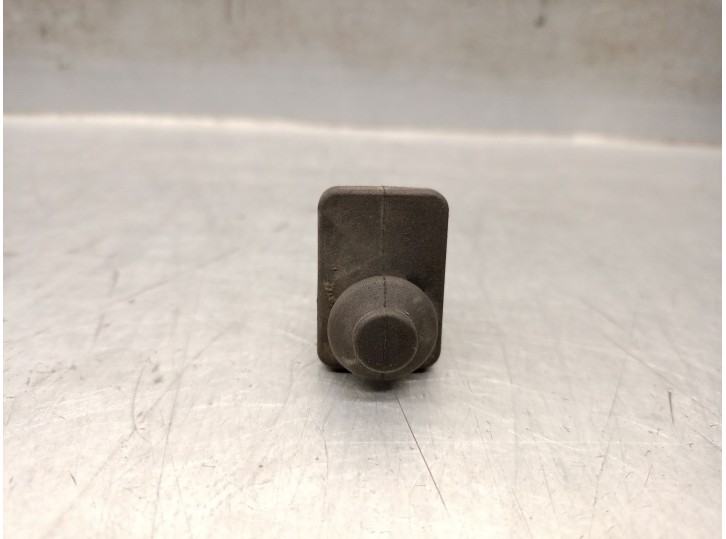 Recambio de interruptor para ssangyong rodius ii 2.0 xdi referencia OEM IAM 8570008000 8570008000 