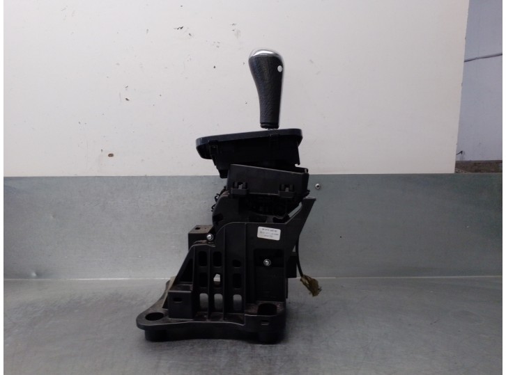 Recambio de palanca cambio para peugeot 5008 1.6 hdi fap cat (9hz / dv6ted4) referencia OEM IAM 9687024580 AUTOMATICA 