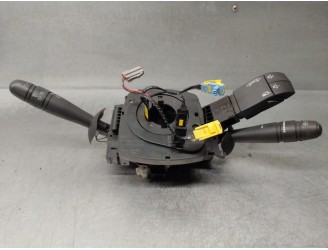 Replacement light switch for Renault Laguna II Grandtour (KG0) 1.9 dCi diesel OEM IAM reference 82002607817A 