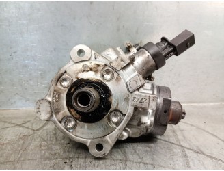 Recambio de bomba inyeccion para bmw serie 1 berlina (e81/e87) 2.0 turbodiesel cat referencia OEM IAM 7797874 13518577643 044501