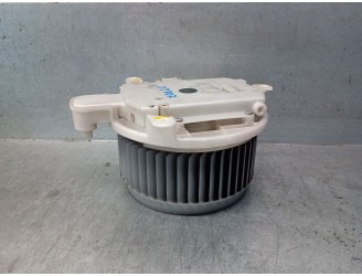 Recambio de motor calefaccion para toyota prius (nhw30) executive referencia OEM IAM 2726000490 8710347041 