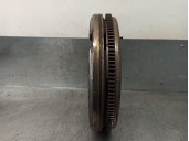 Recambio de volante motor para volkswagen passat berlina (3c2) advance referencia OEM IAM 06F105264C  