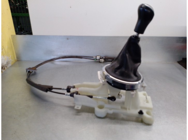 Recambio de palanca cambio para mitsubishi asx (ga0w) 1.6 cat referencia OEM IAM 2450A053  