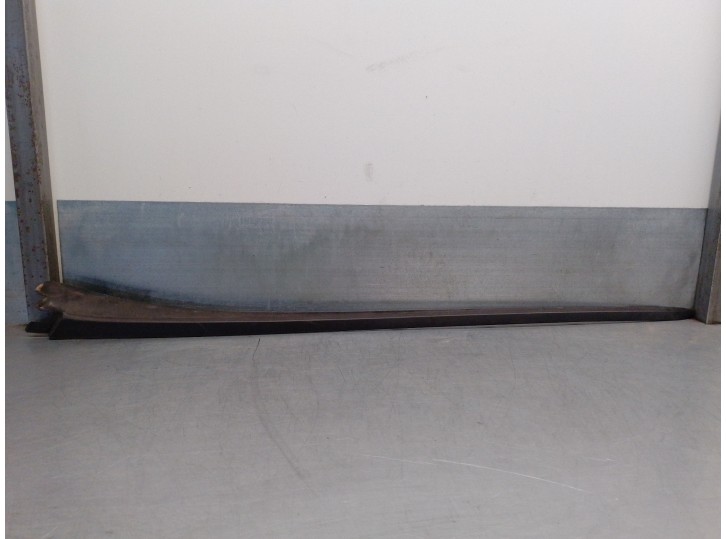 Recambio de molduras delanteras para peugeot 5008 1.6 hdi fap cat (9hz / dv6ted4) referencia OEM IAM 96858535 DE PARABRISAS/IZQ 