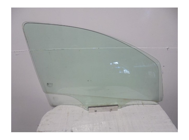 Recambio de luna delantera derecha para opel corsa d color edition referencia OEM IAM 43000479 DOT211M86AS2