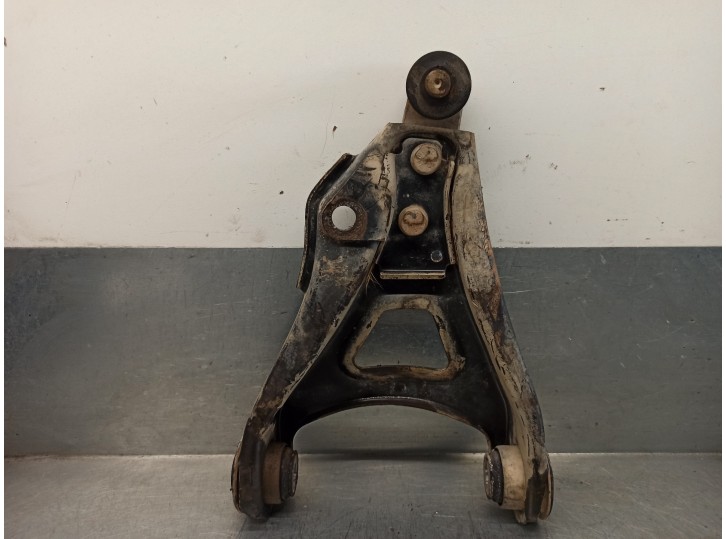 Recambio de brazo suspension inferior delantero izquierdo para nissan kubistar (x76) 1.2 cat referencia OEM IAM 5442100QAA  