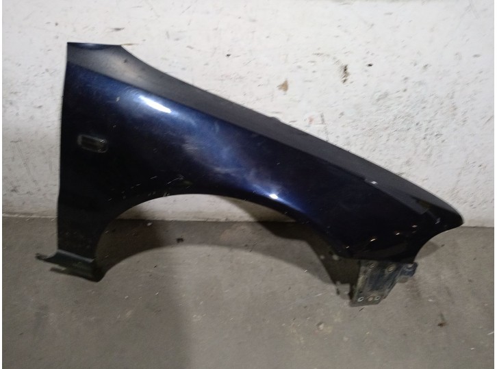 Replacement right front fender for Audi A4 B5 (8D2) 1.9 TDI OEM IAM reference 8D0821106M 8D0821106M 