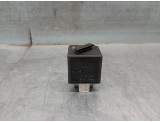 Recambio de rele para land rover freelander (ln) 2.0 td4 cat referencia OEM IAM V23136J6X48 