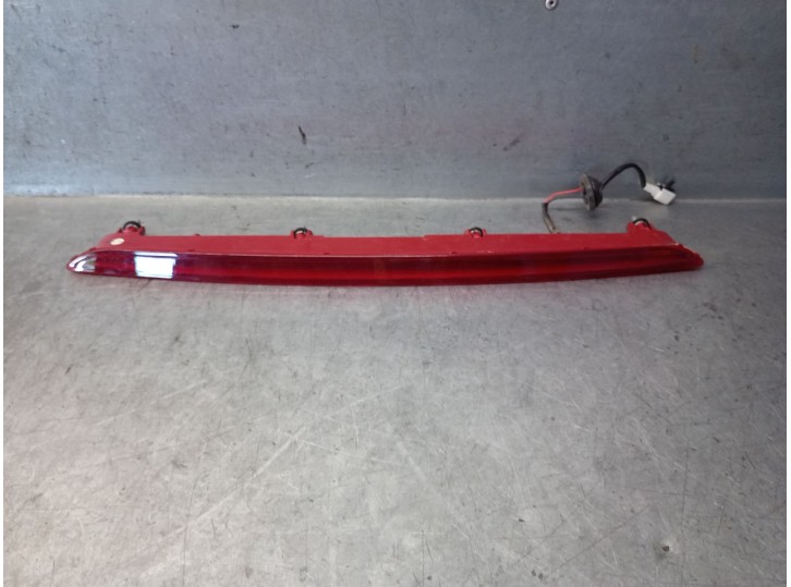 Recambio de luz central de freno para dr dr 5.0 suv 1.5 referencia OEM IAM J684434070  