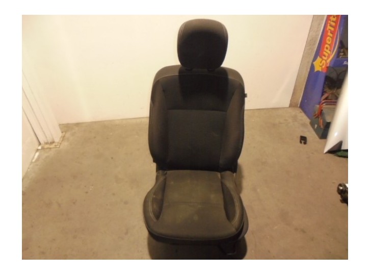 Recambio de asiento delantero izquierdo para renault clio grandtour business referencia OEM IAM  TELA NEGRA 5 PUERTAS