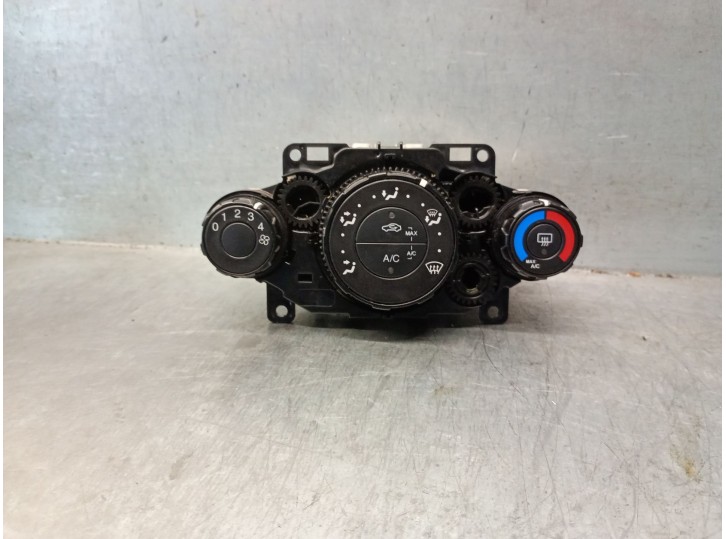 Recambio de mando calefaccion / aire acondicionado para ford fiesta vi (cb1, ccn) 1.25 referencia OEM IAM 8A6118549 1910755 