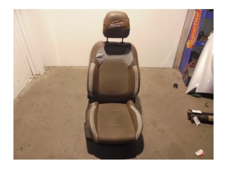 Recambio de asiento delantero derecho para citroën ds4 design referencia OEM IAM CUERO MARRON,Y TELA MARRON Y GRIS 5 PUERTAS