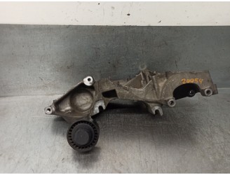 Replacement alternator bracket for Opel Vivaro Van/Combi (07.2006 =>) 2.0 16V CDTi OEM IAM reference 8200881264 