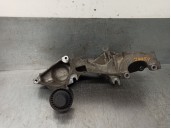 Recambio de soporte alternador para opel vivaro furgón/combi (07.2006 =>) 2.0 16v cdti referencia OEM IAM 8200881264 