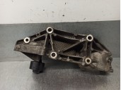 Recambio de soporte alternador para opel vivaro furgón/combi (07.2006 =>) 2.0 16v cdti referencia OEM IAM 8200881264 