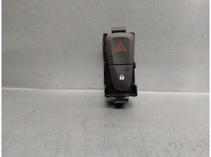 Recambio de warning para renault megane iii coupe 1.2 tce referencia OEM IAM 252100502R E3160601A 