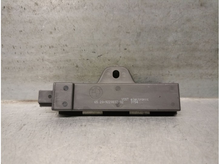 Recambio de antena para bmw 2 active tourer (f45) 218 d referencia OEM IAM 65209220832 