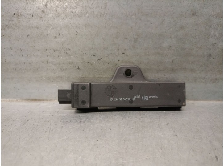 Recambio de antena para bmw 2 active tourer (f45) 218 d referencia OEM IAM 65209220832 