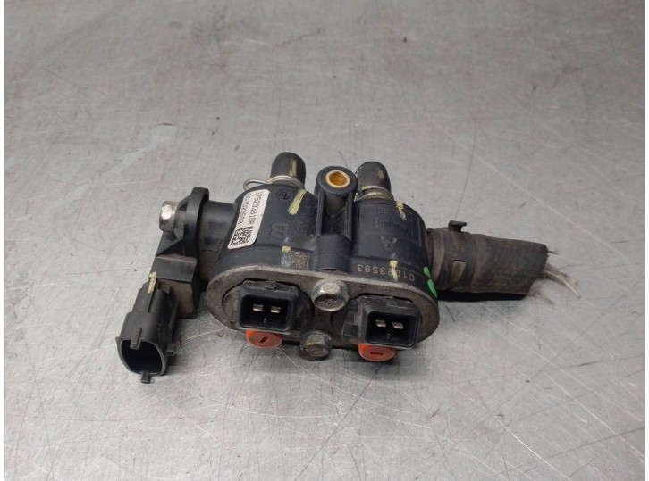 Recambio de inyector para dacia dokker 1.6 cat (bivalent. gasolina / gpl) referencia OEM IAM 175233919R 