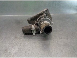 Replacement water pump for Volvo V40 basic OEM IAM reference 30950000 