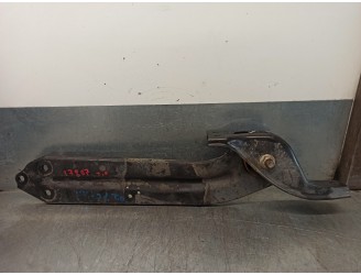 Recambio de brazo suspension inferior trasero derecho para chevrolet captiva 2.0 diesel cat referencia OEM IAM 96626482  