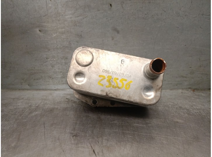 Recambio de enfriador aceite motor para bmw serie 3 berlina (e46) 2.0 16v diesel cat referencia OEM IAM 7787698 11427787698 