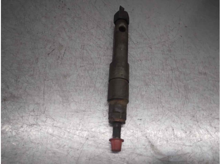 Recambio de inyector para renault kangoo (f/kc0) 1.9 dci diesel cat referencia OEM IAM 7700110397 0432193643 BOSCH