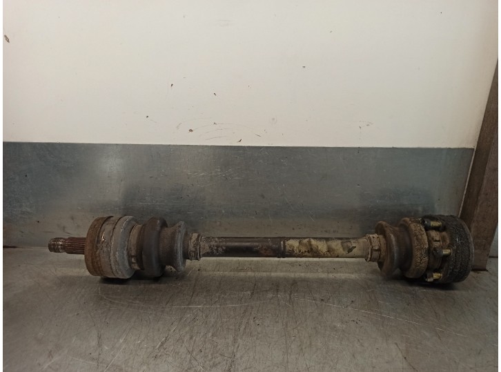 Recambio de transmision trasera derecha para mercedes-benz clase c (w201) berlina 2.3 referencia OEM IAM A2013508010  