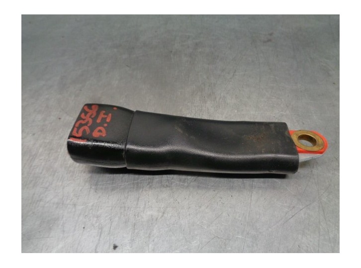 Recambio de enganche cinturon para chrysler voyager (gs) 2.4 family referencia OEM IAM   DEL IZQ.