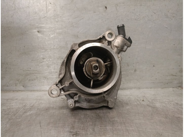 Recambio de depresor freno / bomba vacio para bmw serie 3 berlina (e46) 2.0 16v diesel cat referencia OEM IAM 11667795142 116677