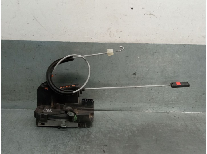 Recambio de cerradura puerta delantera izquierda para opel meriva a 1.7 16v referencia OEM IAM 5133105 5133105 