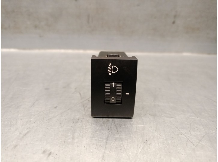 Recambio de mando luces salpicadero para ssangyong rodius ii 2.0 xdi referencia OEM IAM 8556021300 8556021300 