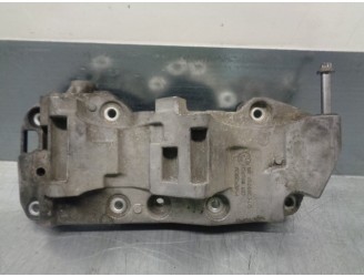 Recambio de soporte alternador para bmw serie 3 berlina (e90) 2.0 turbodiesel cat referencia OEM IAM 11168506863 174786 