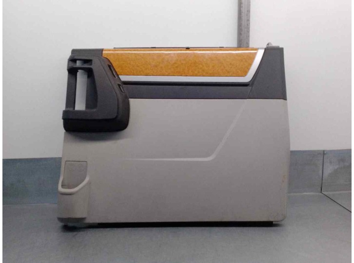 Recambio de guarnecido puerta trasera derecha para chrysler grand voyager 2.8 crd cat referencia OEM IAM 5454630 6 PUERTAS