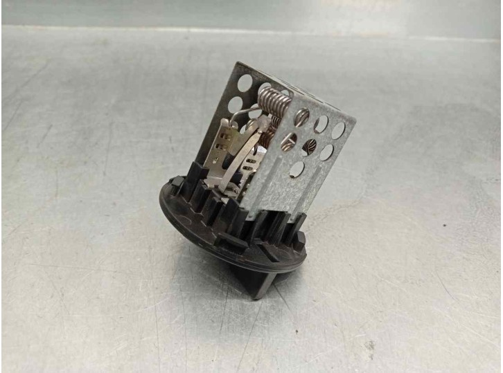 Recambio de resistencia calefaccion para citroën c4 berlina collection referencia OEM IAM C6678EE623 