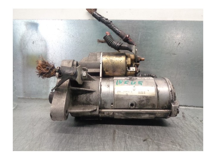 Replacement starter motor for Renault Espace IV (JK0) Dynamique OEM IAM reference 8200237594 
