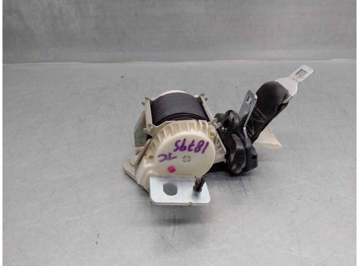 Recambio de cinturon seguridad trasero central para chrysler grand voyager 2.8 crd cat referencia OEM IAM 33058464B 5 PUERTAS