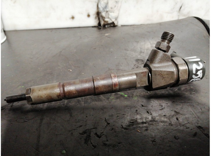 Recambio de inyector para lancia thesis (115) 2.4 jtd cat referencia OEM IAM 0445110111 