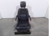 Recambio de asientos trasero derecho para chrysler grand voyager 2.8 crd cat referencia OEM IAM 4784548 CUERO NEGRO 5 PUERTAS