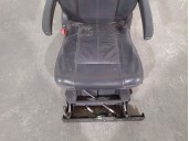 Recambio de asientos trasero izquierdo para chrysler grand voyager 2.8 crd cat referencia OEM IAM 4784549 CUERO NEGRO 5 PUERTAS