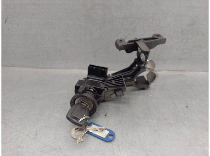 Replacement ignition switch for Fiat Doblò Cargo (263_) 1.3 D Multijet OEM IAM reference 519285260 51865543 