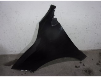 Replacement left front fender for Renault Megane III Coupe 1.2 16V OEM IAM reference 631011470R BLACK 
