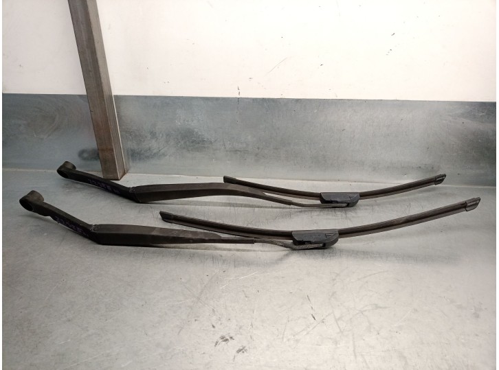 Recambio de brazo limpia delantero derecho para hyundai sonata v (nf) 2.0 crdi referencia OEM IAM 983203K000 983103K000 