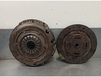 Recambio de kit embrague para ford focus berlina (cak) 1.6 16v cat referencia OEM IAM 1252272 3082000542 SACHS