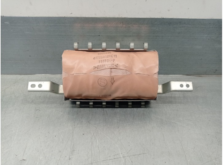 Replacement front right airbag for Mazda 6 sedan (GH) 2.2 turbodiesel cat OEM IAM reference GS1E57K50A 