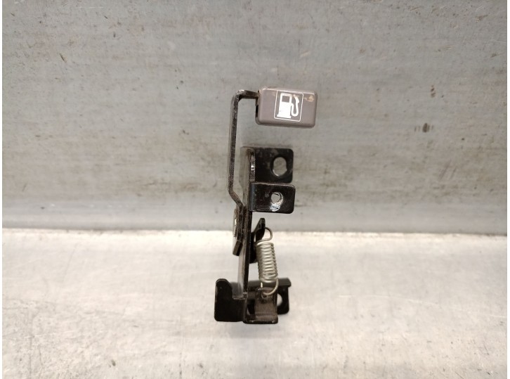 Recambio de cerradura puerta deposito combustible para ssangyong rodius ii 2.0 xdi referencia OEM IAM 7164021000 7164021000 