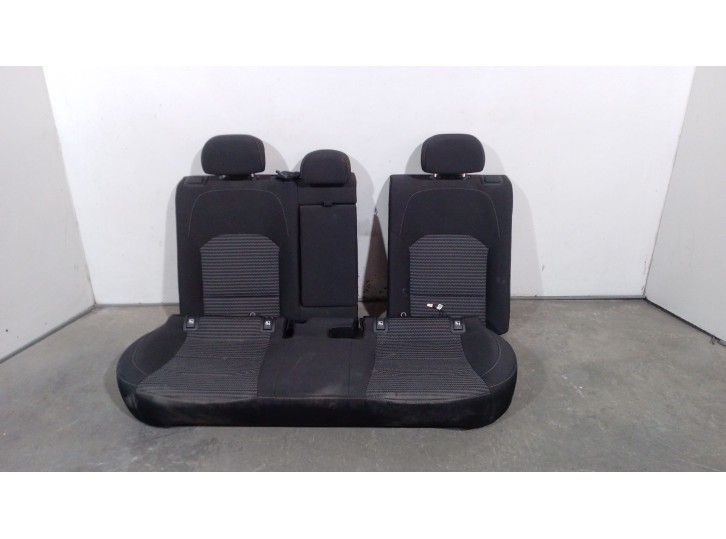 Recambio de asientos traseros para kia xceed (cd) 1.0 t-gdi referencia OEM IAM 89400J7020AZL 89400J7020AZL 